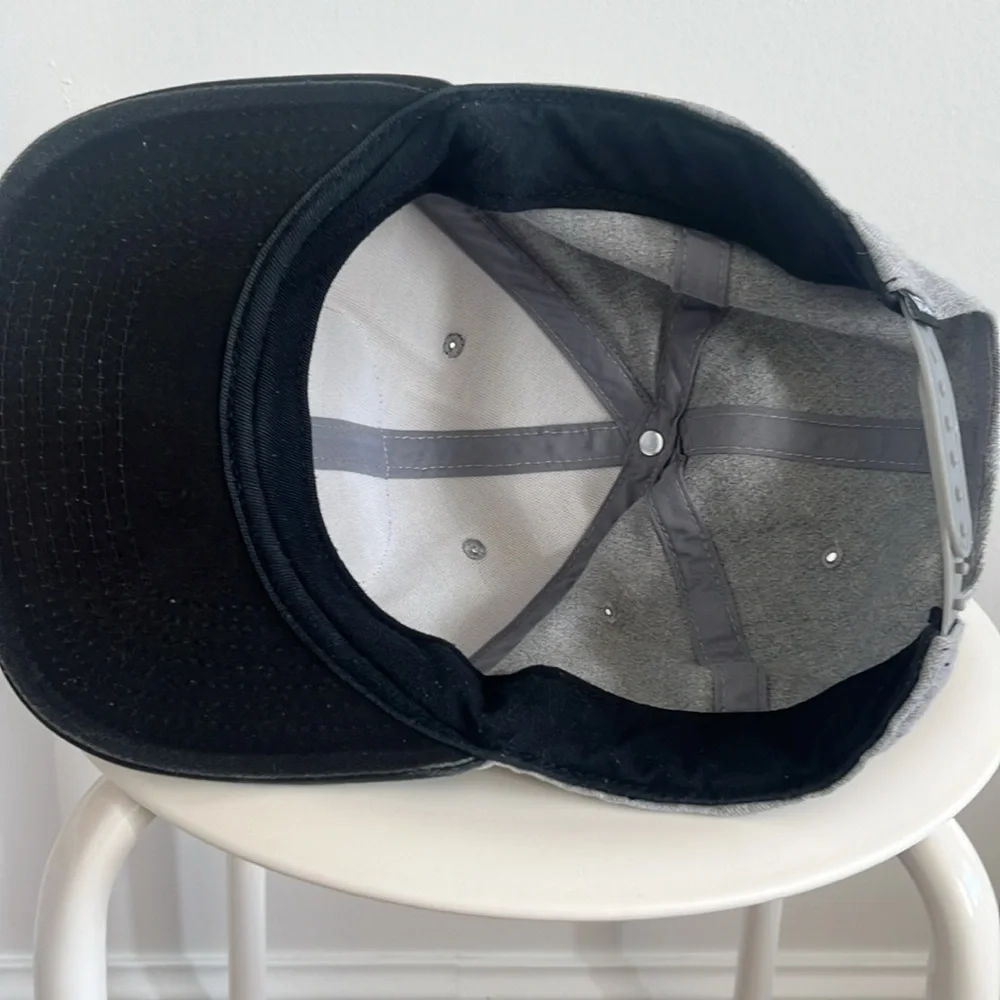Vans Snapback Cap - Picture 6 of 7